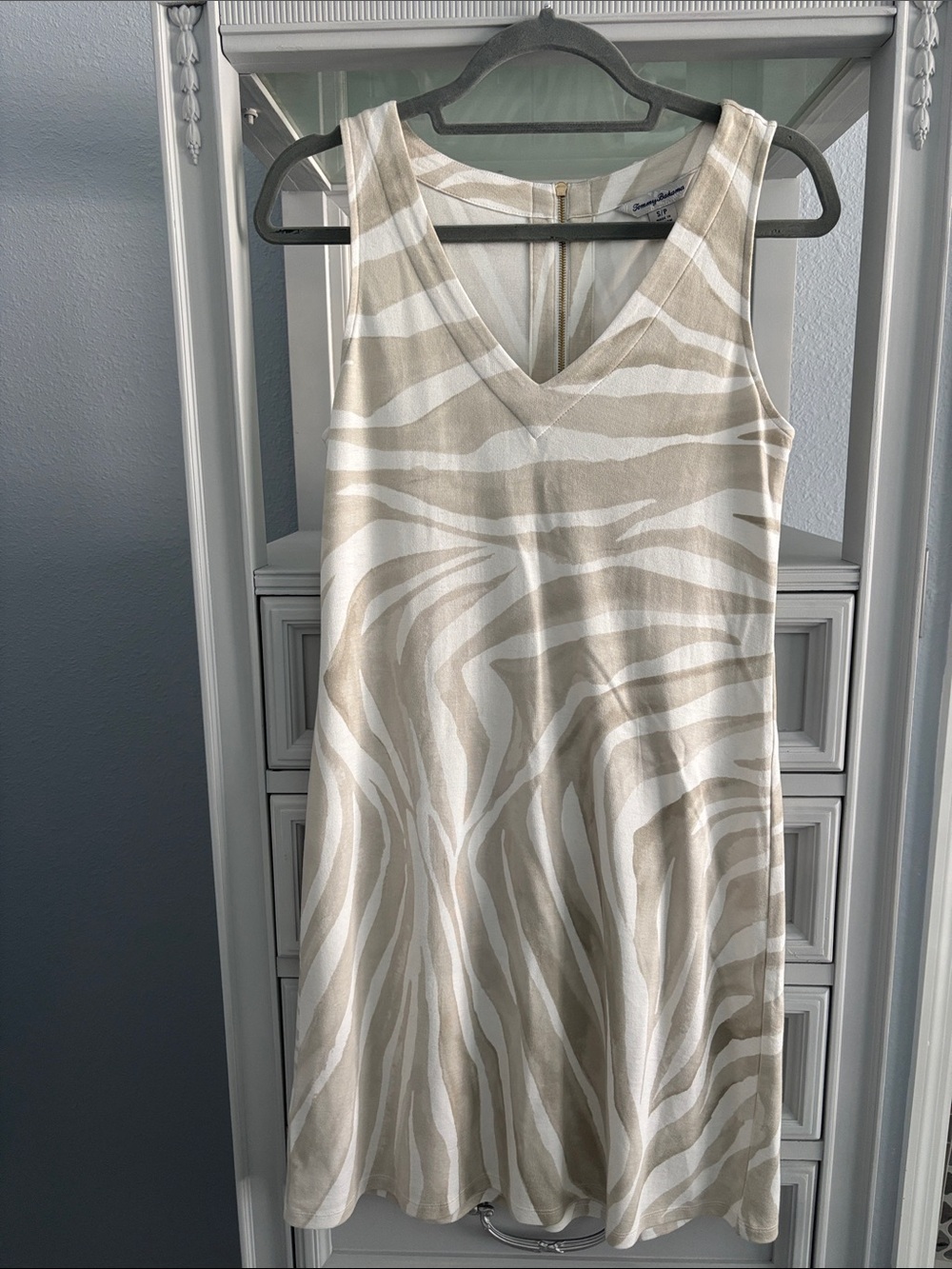 Tommy Bahama Beige & White V-Neck Zebra Print Sleeveless Dress